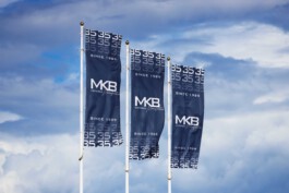 messe-flaggen binder.communication